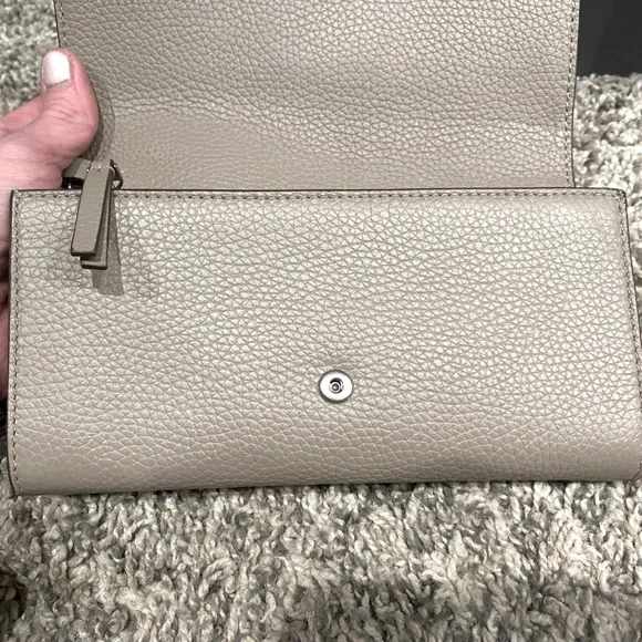 NWT Tory Burch Britten Flap Envelope Continental Wallet - Picture 4 of 7